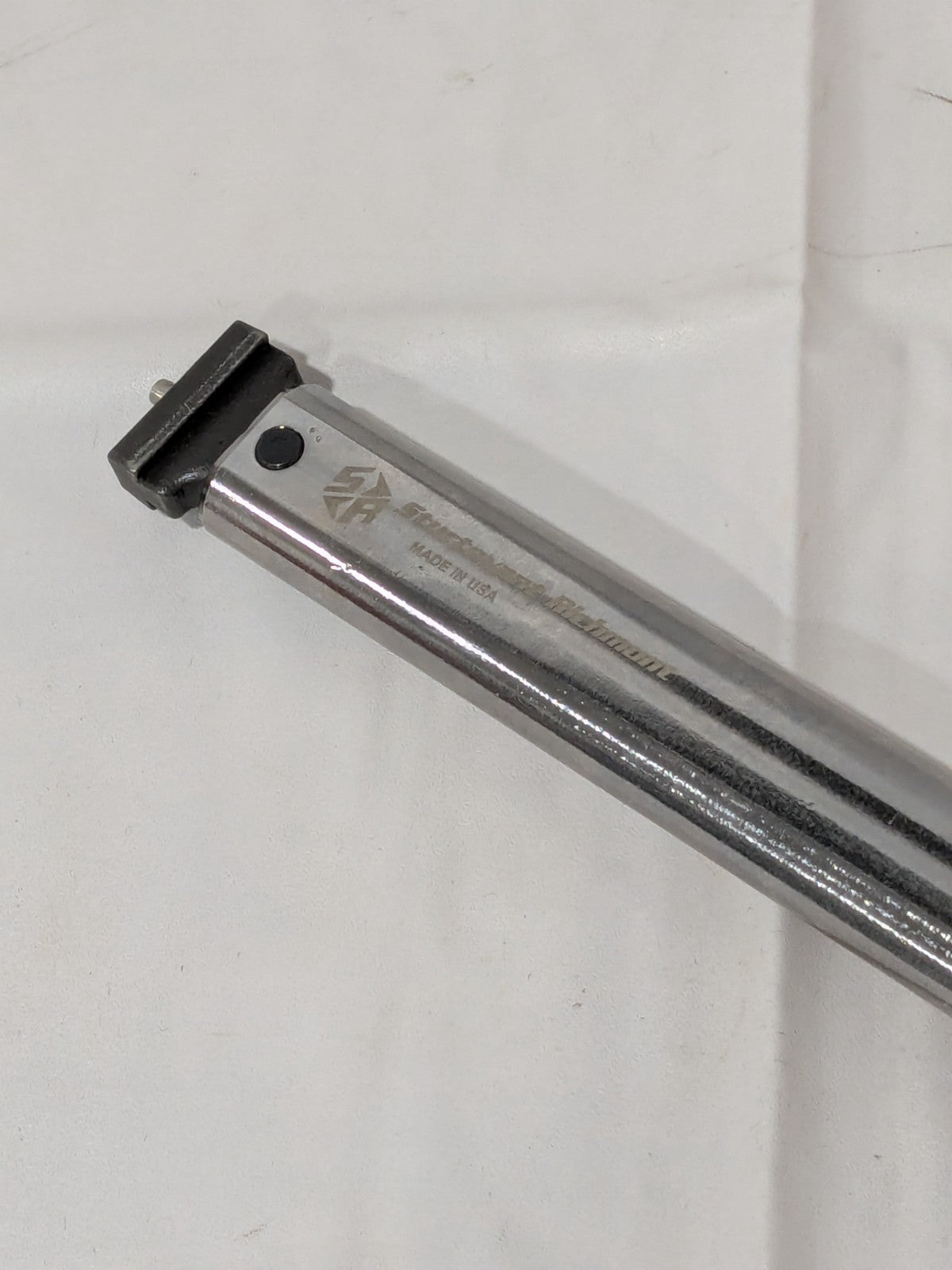 Sturtevant Preset Click Torque Wrench: 9/16 in Drive 750.0 in-lb Max 810013
