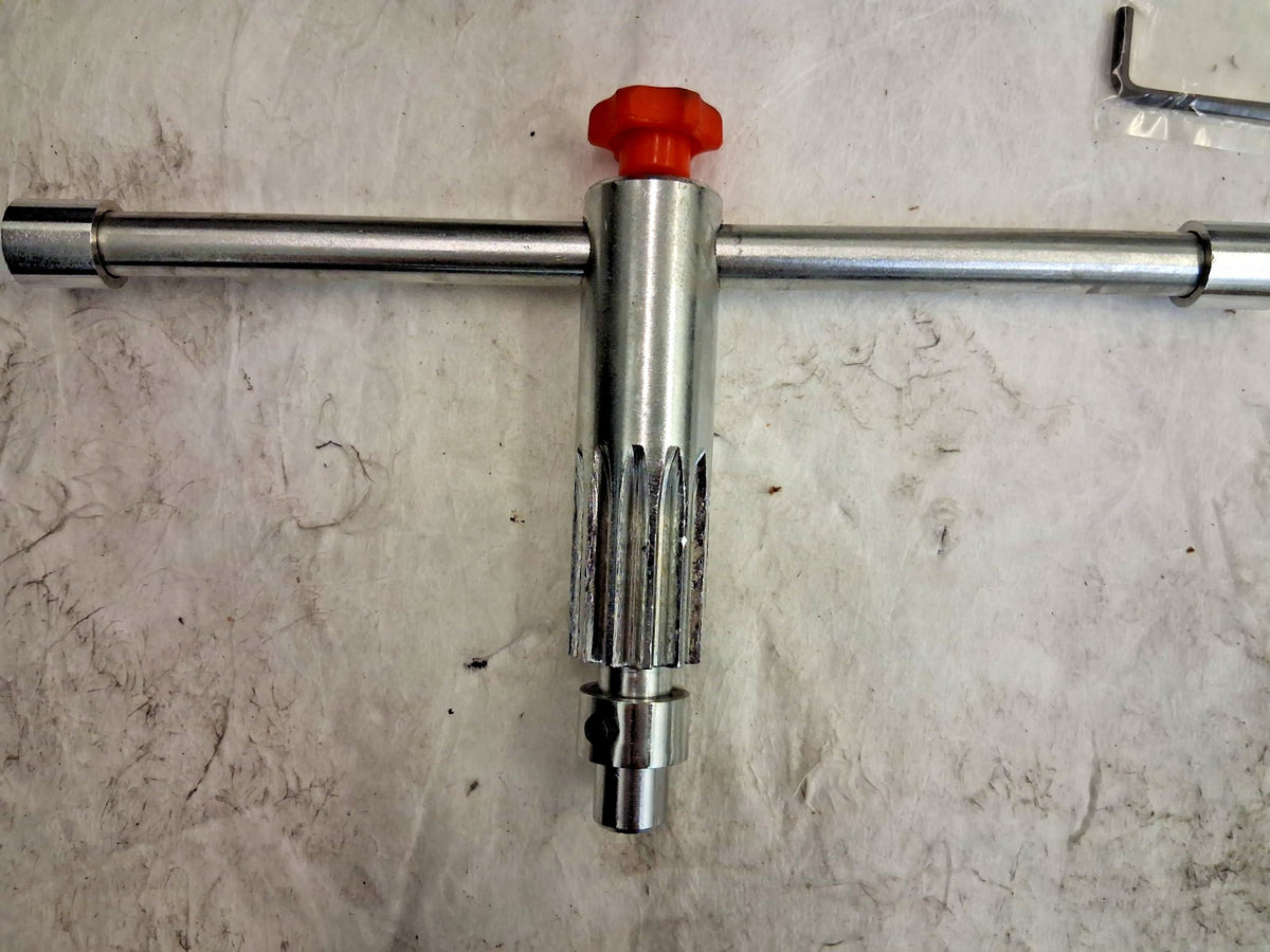 Pro Arbor Press 1" Ram 4" Throat Depth 1 Ton Pressure 9-1/2" Stroke 09511114