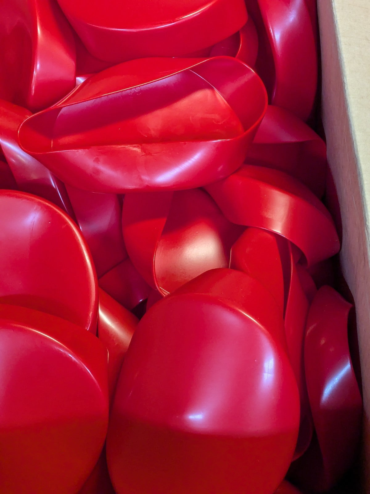Caplugs  Round Head Cap  6.75 OD, 1-1/2 Long, Vinyl, Red Qty 70 AE68A13A