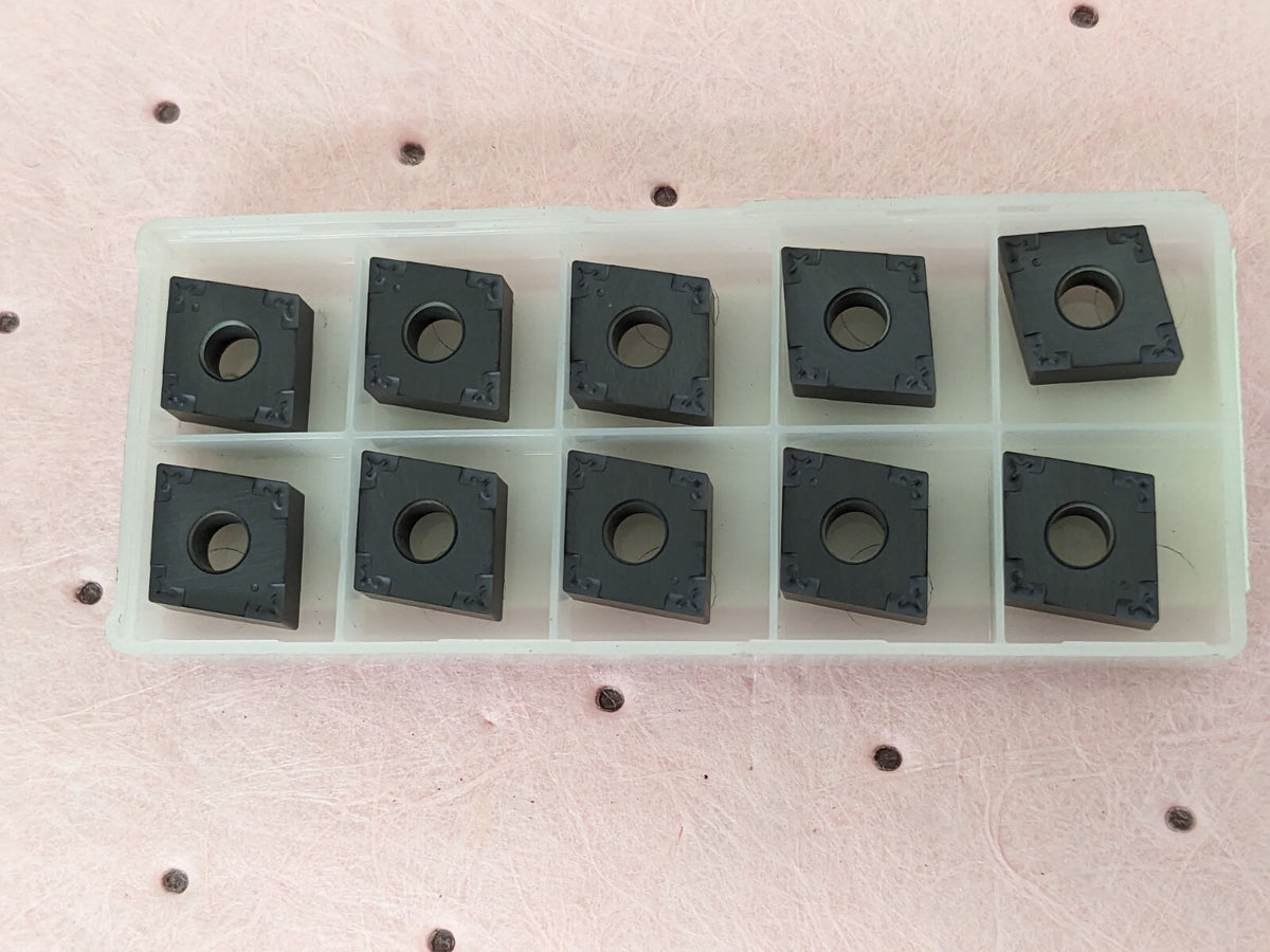CNGG 431-01 AH110 turning inserts qty 10 06825557