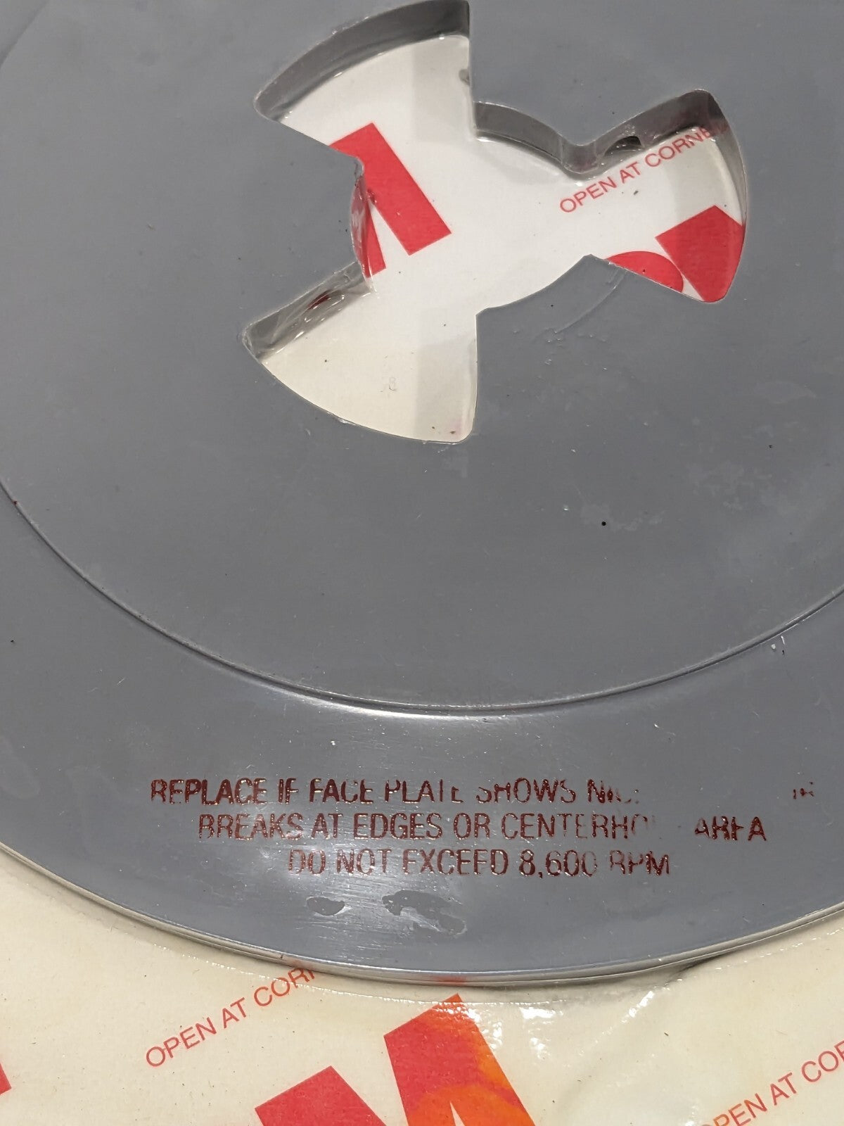 3M  Face Plate for Sanding Discs: 5/8-11 Plastic, 7,000 Max RPM Qty 3 45193