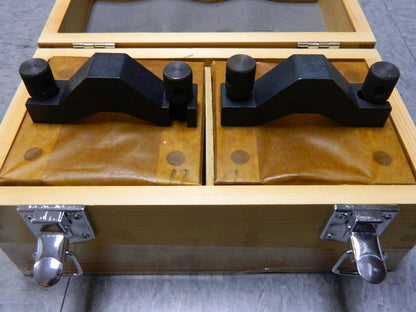 2-9/16 Max Capacity, 90° Angle, Hardened Steel V-Block