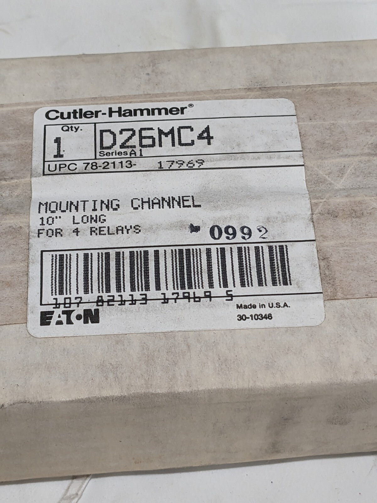 EATON Channel, Mounting, Accommodates 4 Relay, 10.00 in. L D26MC4