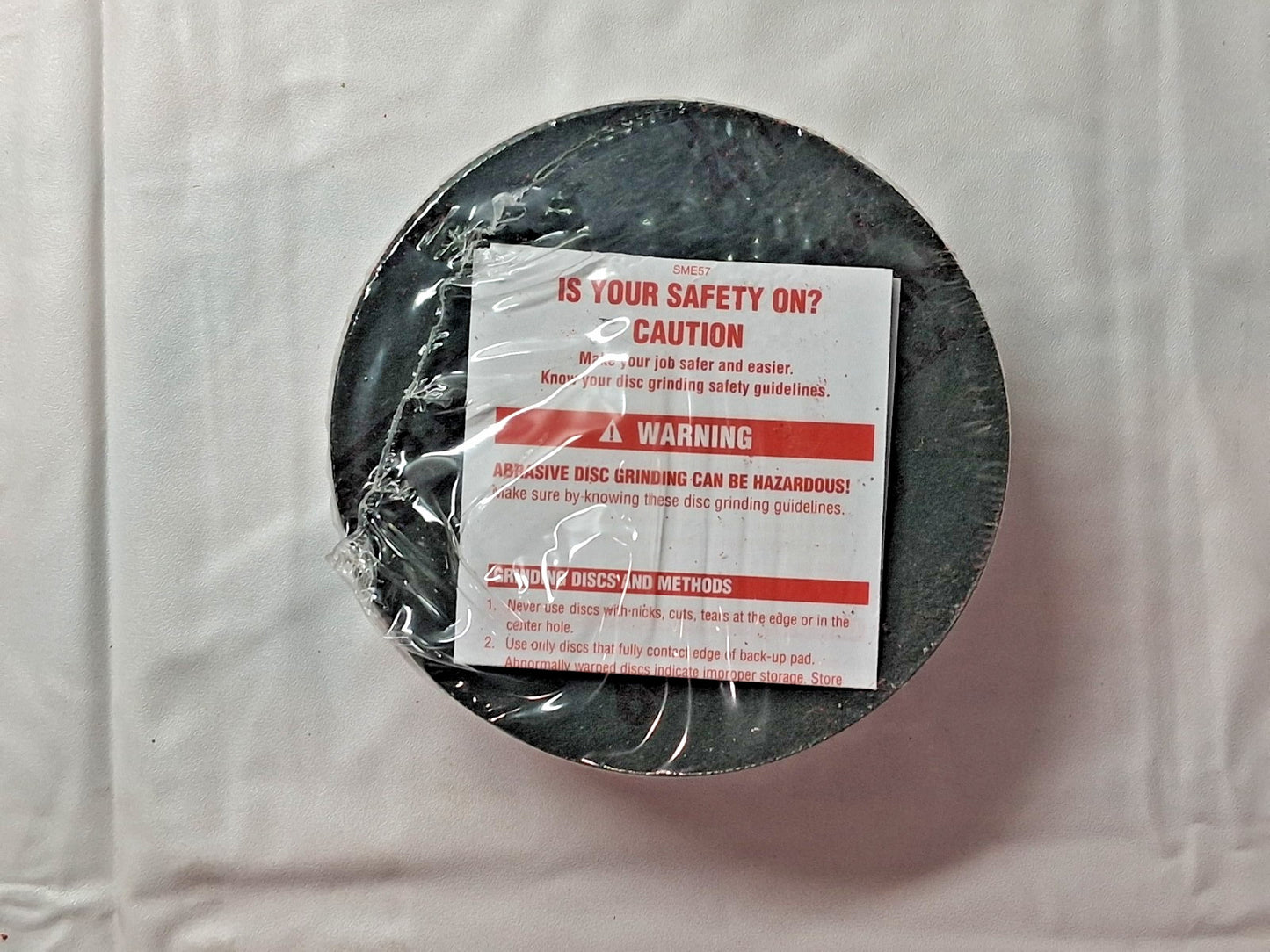 Norton Ceramic Alumina Fiber Discs 4-1/2 DIA 7/8 Arbor 60Grit QTY 25 66623355604
