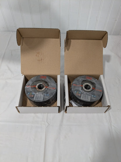 3M Depressed-Center Wheel 4-1/2" Dia, 0.0450" Thick, 7/8" Hole Qty 50 7100139230