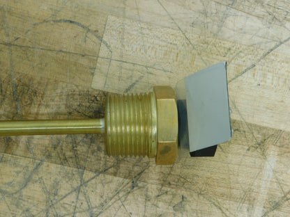 Barksdale Liquid Level & Temperature Switch 176°F Normally Open L1BLD12CL220