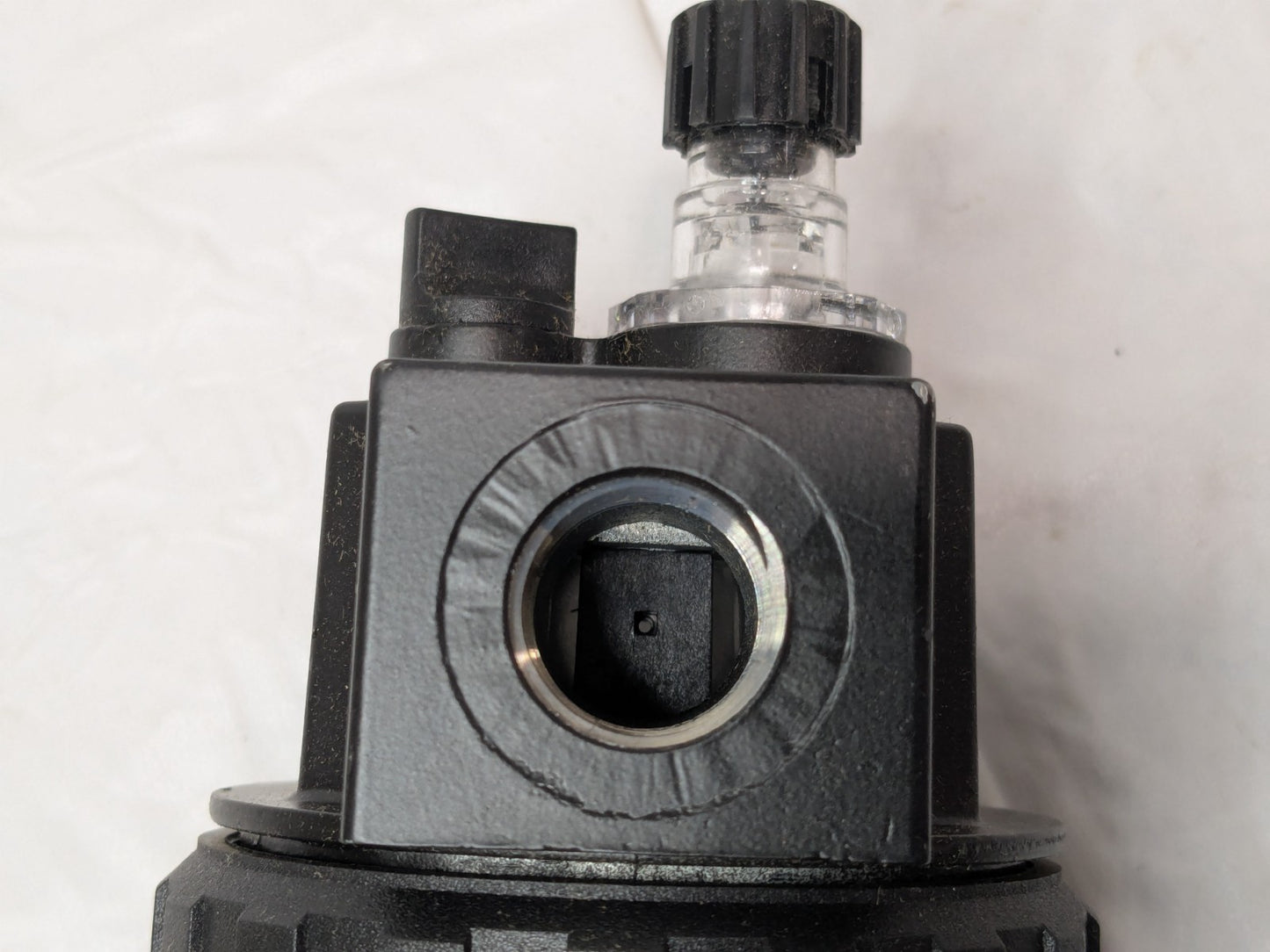 Parker Standard Compressed Air Lubricator 1/2" Port NPT Ends 90 CFM 07L34BE