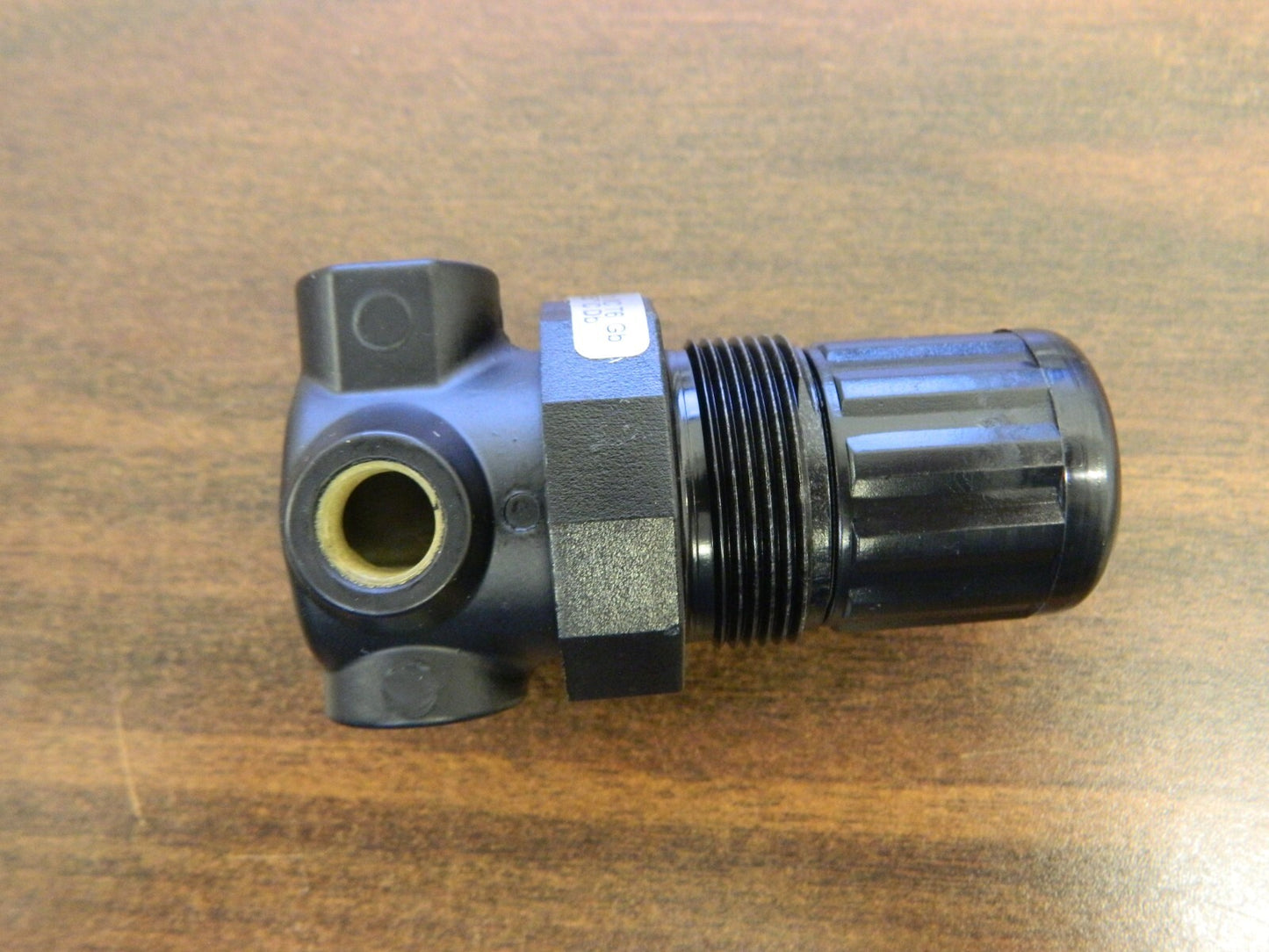 NORGREN Compressed Air Regulator: 1/4" NPT, 300 Max psi, Miniature R07-200-RNLA