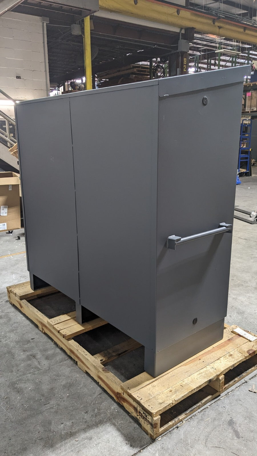 Durham Heavy Duty Job Site Storage Cabinet 3-Shelf 64 x 24 x 62 Scratch N Dent