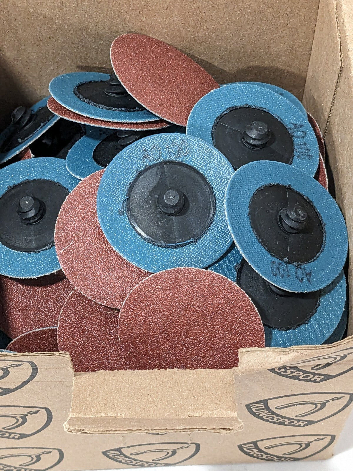 Klingspor Quick Roll Connect Discs: 100 Grit, AO, 2" Qty 100 QRC100AO200