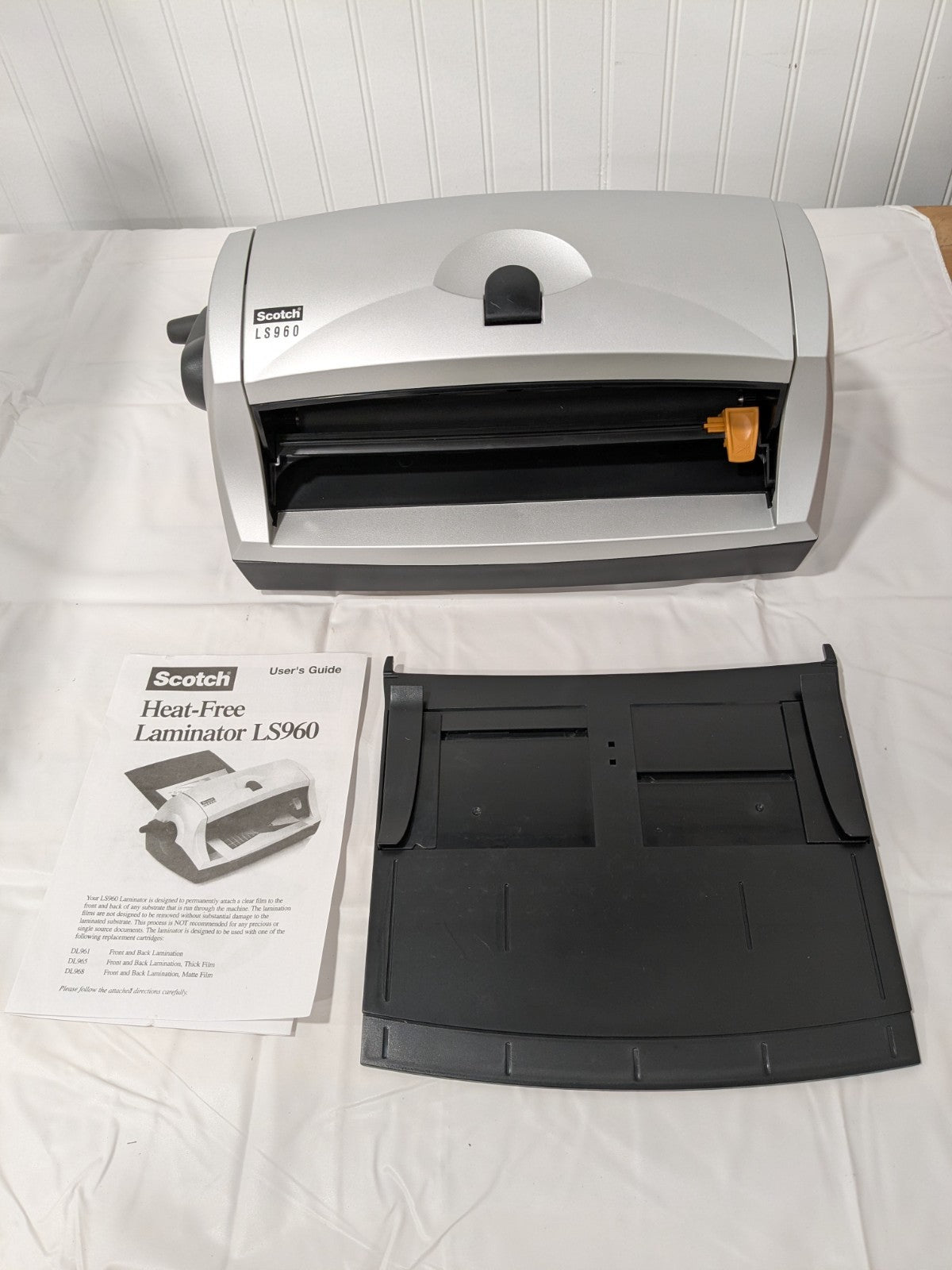 Scotch 8-1/2" Wide Desktop Laminator 7010383793