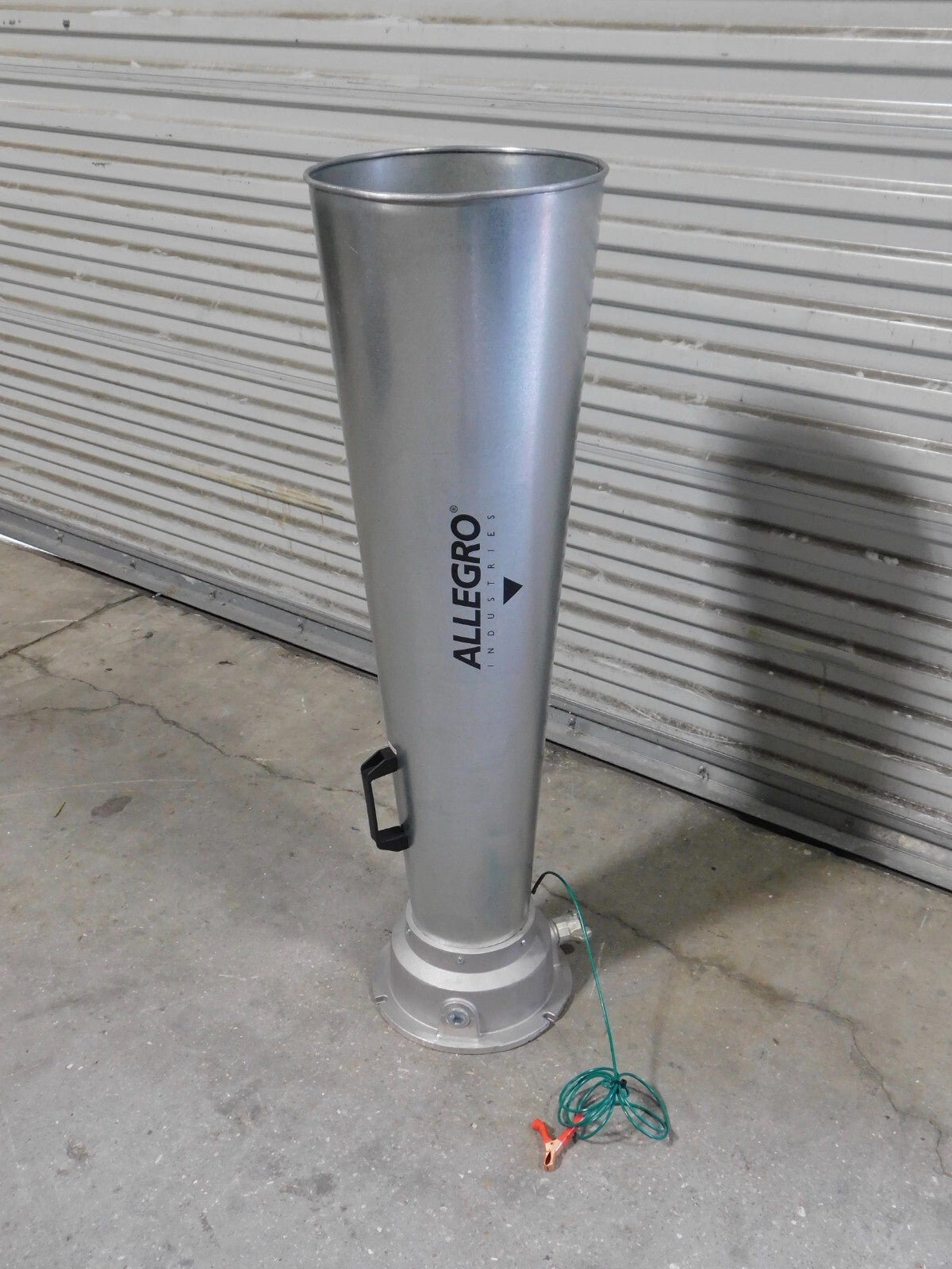 Allegro Galvanized Steel Venturi Style Pneumatic Blower 44-1/4" Long 9518-0