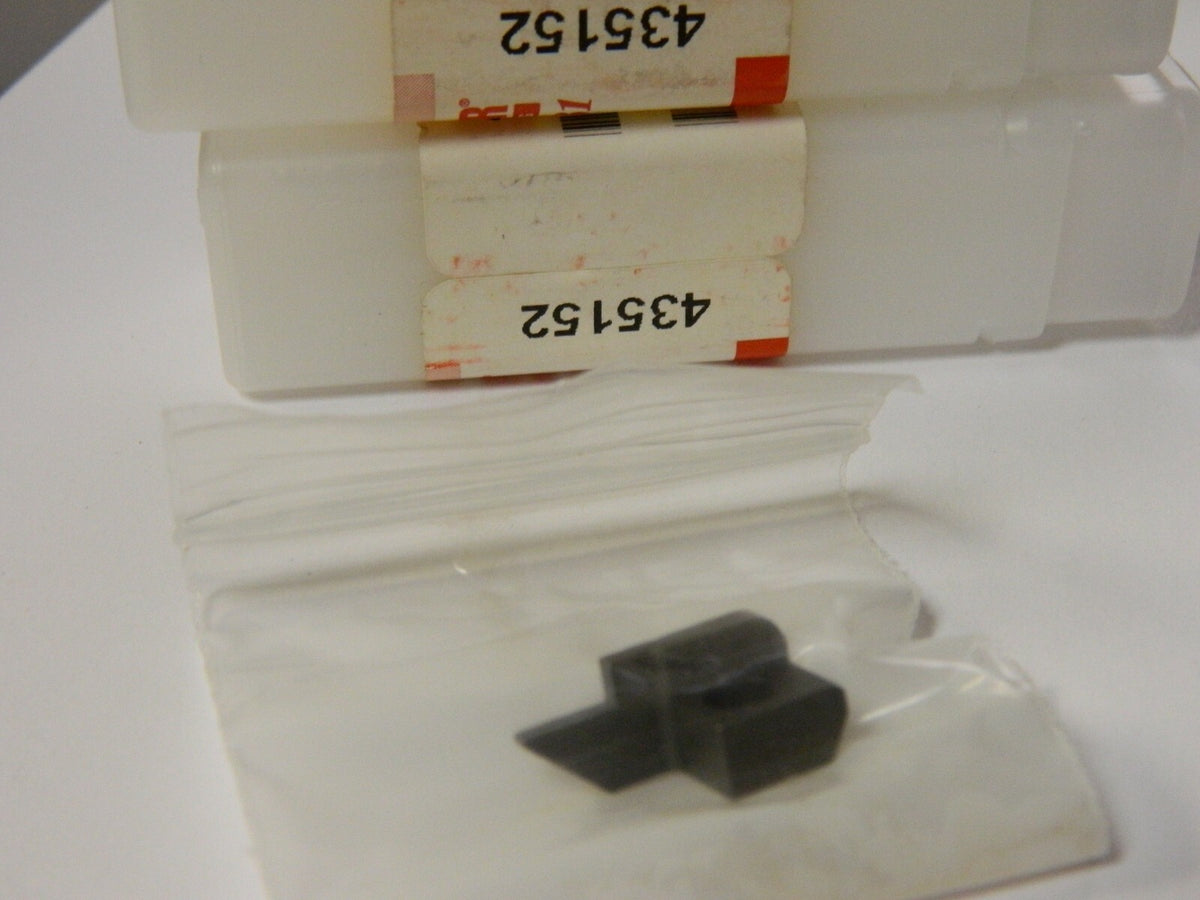 Manchester RH  Clamp for Indexables QTY 3 435152