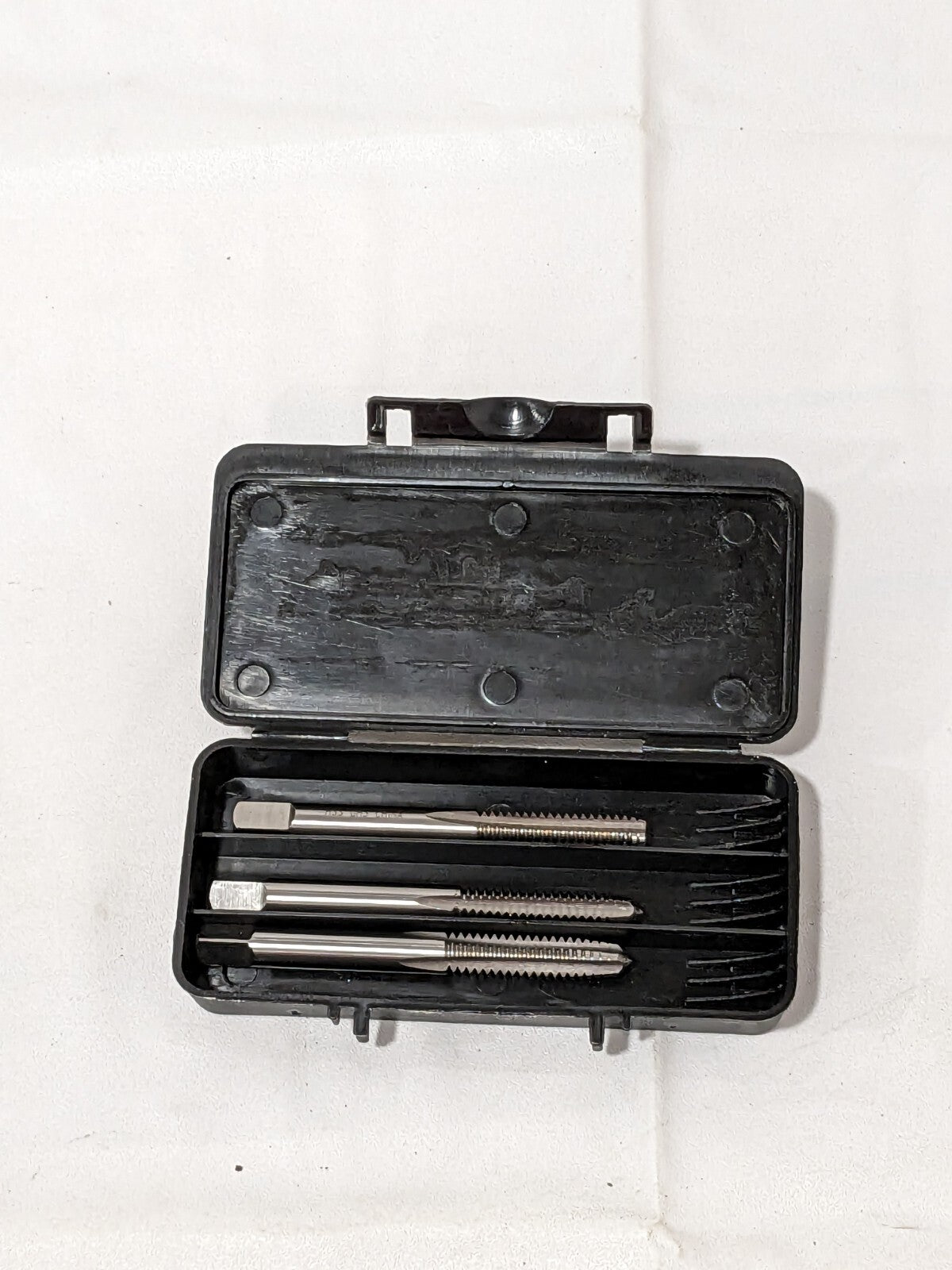 Interstate 3 Pc Tap Set: 1/4-20 UNC, 4 Flute, HSS, Bright Finish 04470233