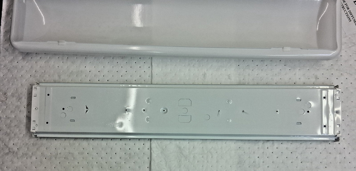 Progress Lighting Linear Flourescent Cloud Celing Fixture P7279-60EB
