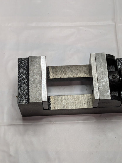 Horizontal Drill Press Vise 2-11/32″ Jaw Opening Capacity 428-7402