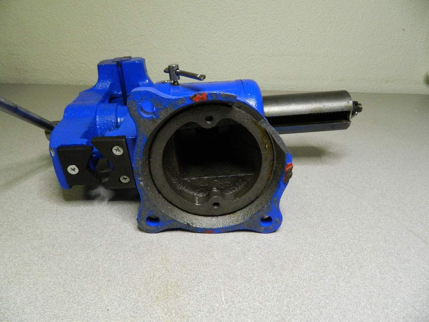 Interstate Combo Vise 5" Jaw Width x 4-15/16" Jaw Opening Cap 43137504