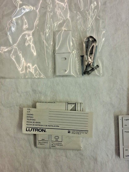 Lutron Maestro Pico Wireless Controller MRF2-3B-L-WH
