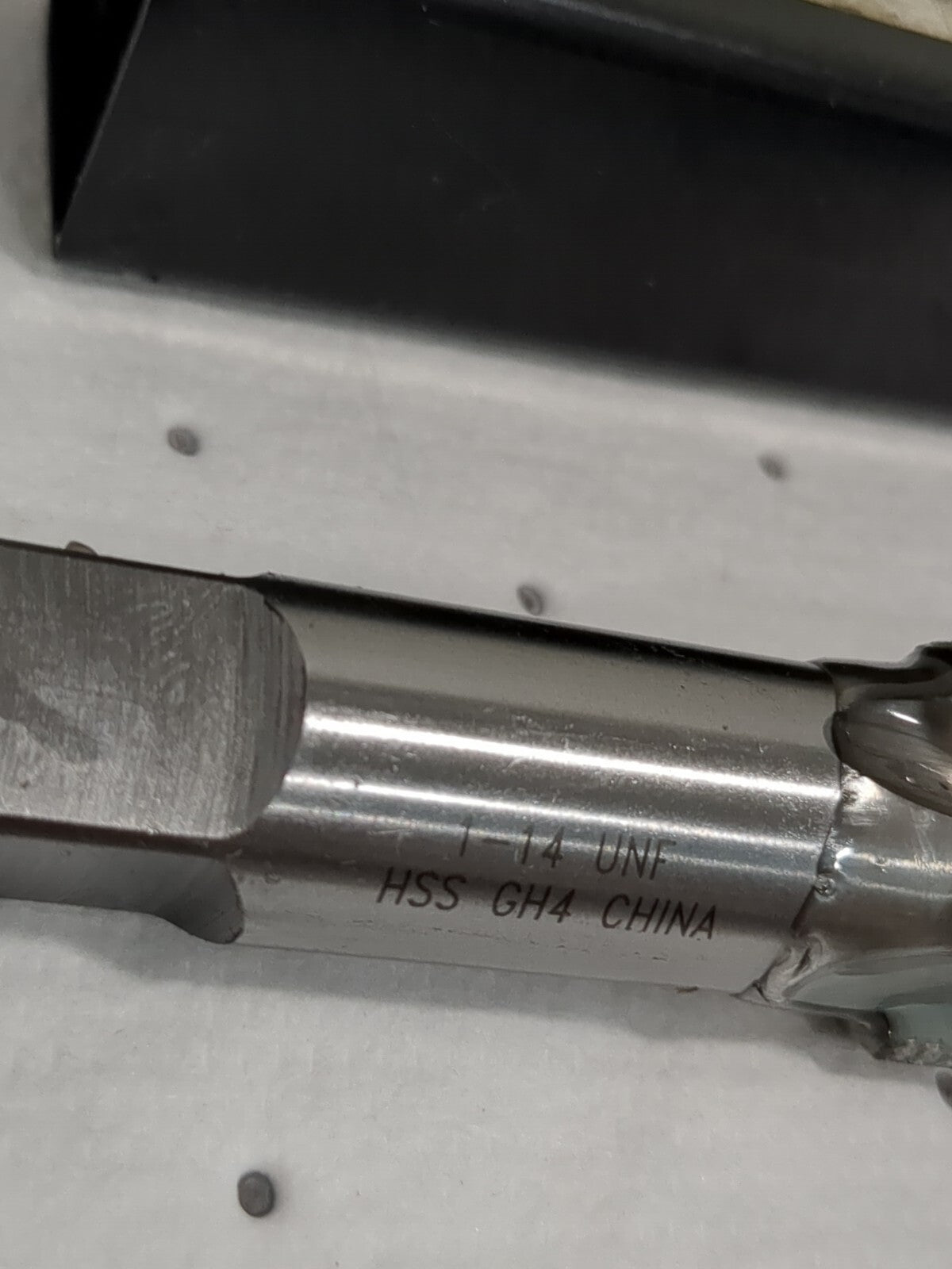 Straight Flute Tap 1-14 UNS 4 Fl HSS Bright/Uncoated Finish 04489159