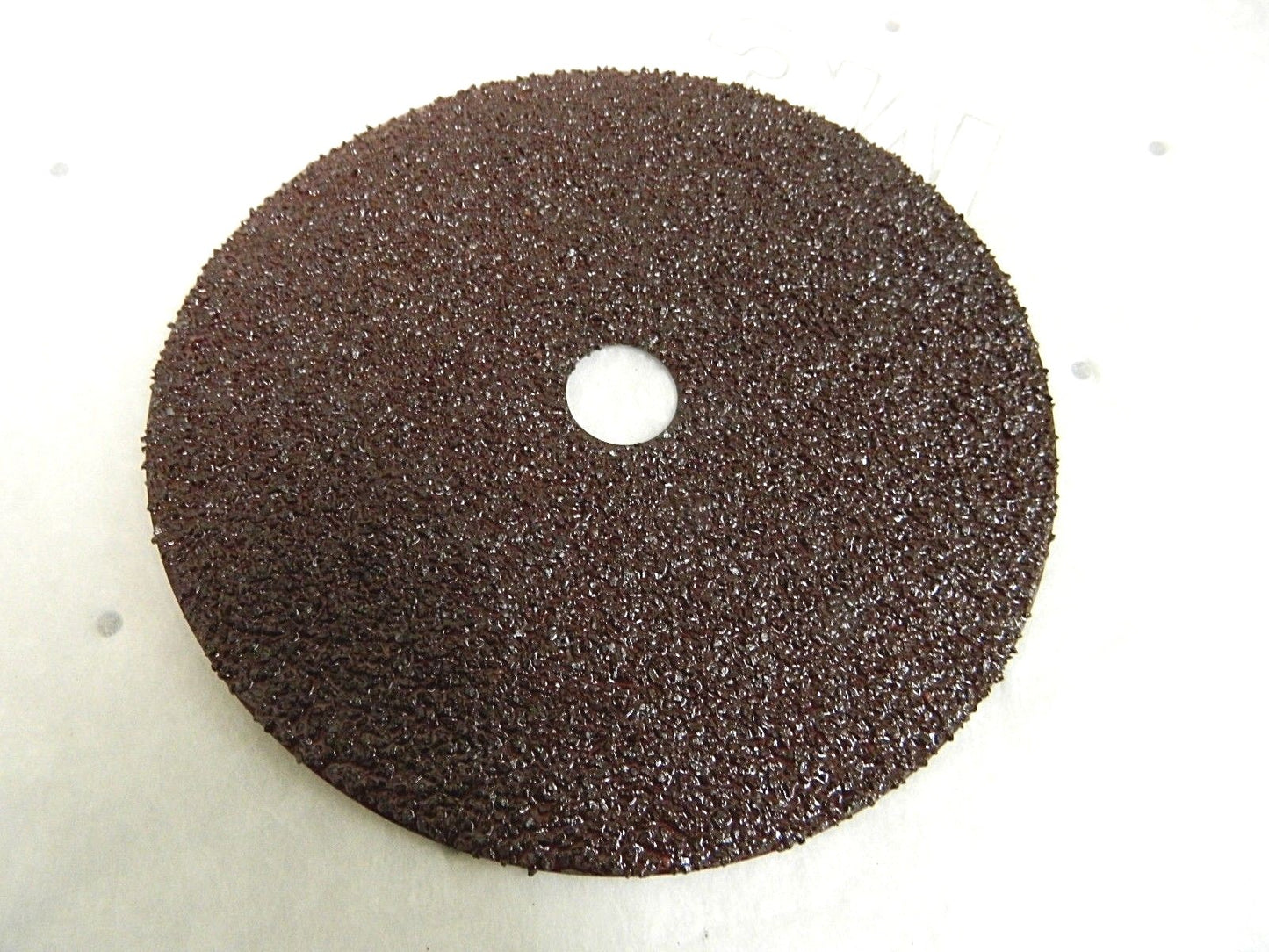 Tru-Maxx Aluminum Oxide Fiber Discs 7" Dia x 7/8" Hole 16 Grit Qty 25