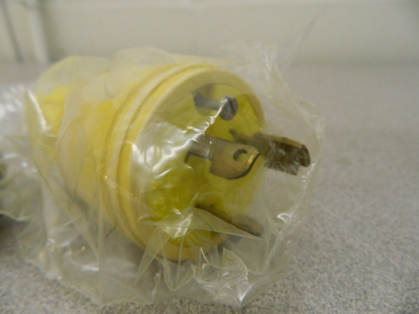 Woodhead Watertite Plug 28W08