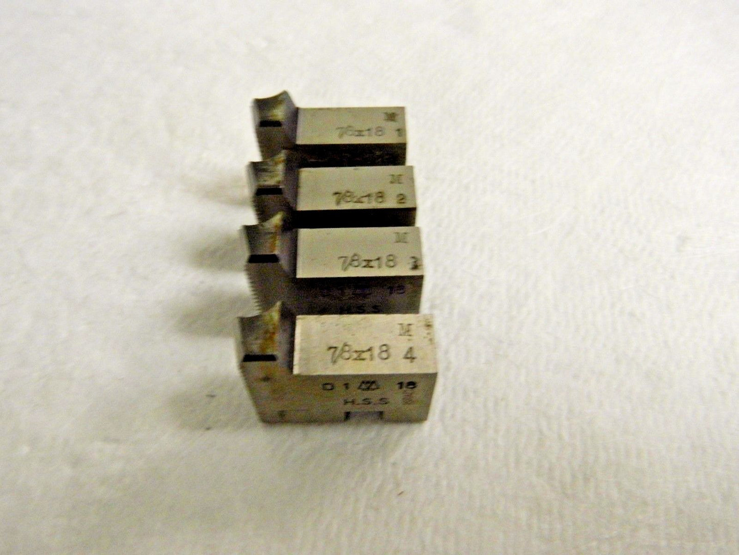 Shaviv Chasers 4 Piece Set 7/8"18 1"dh 2GG4U05618013-P