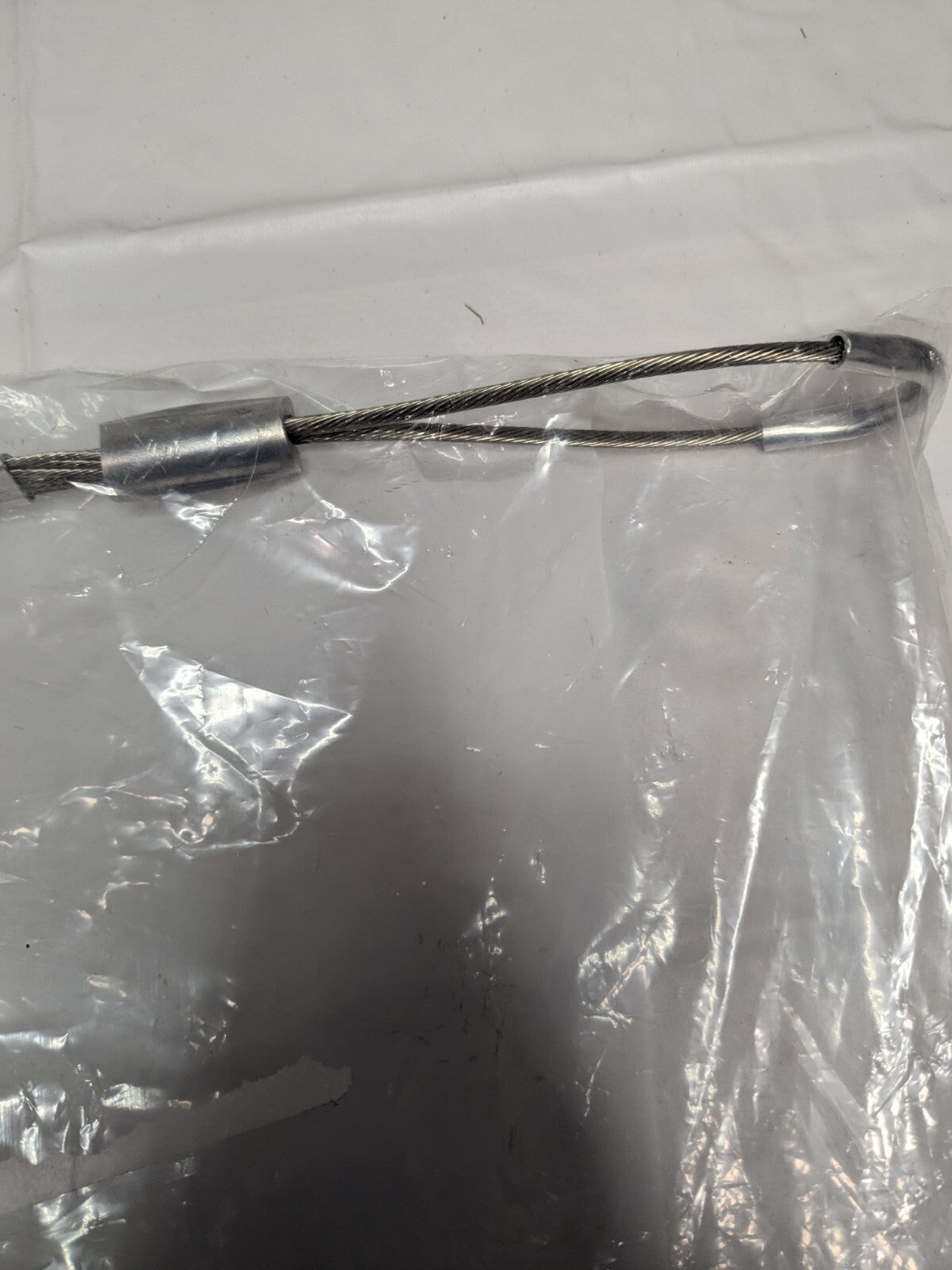 Woodhead Offset Loop Support Grip 1" to 1.24" Cable Diameter 35063