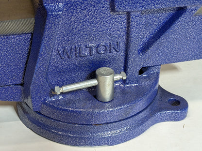 Wilton Bench Vise w/ Swivel Base 6" Jaw Width 6" Opening Capacity 11106