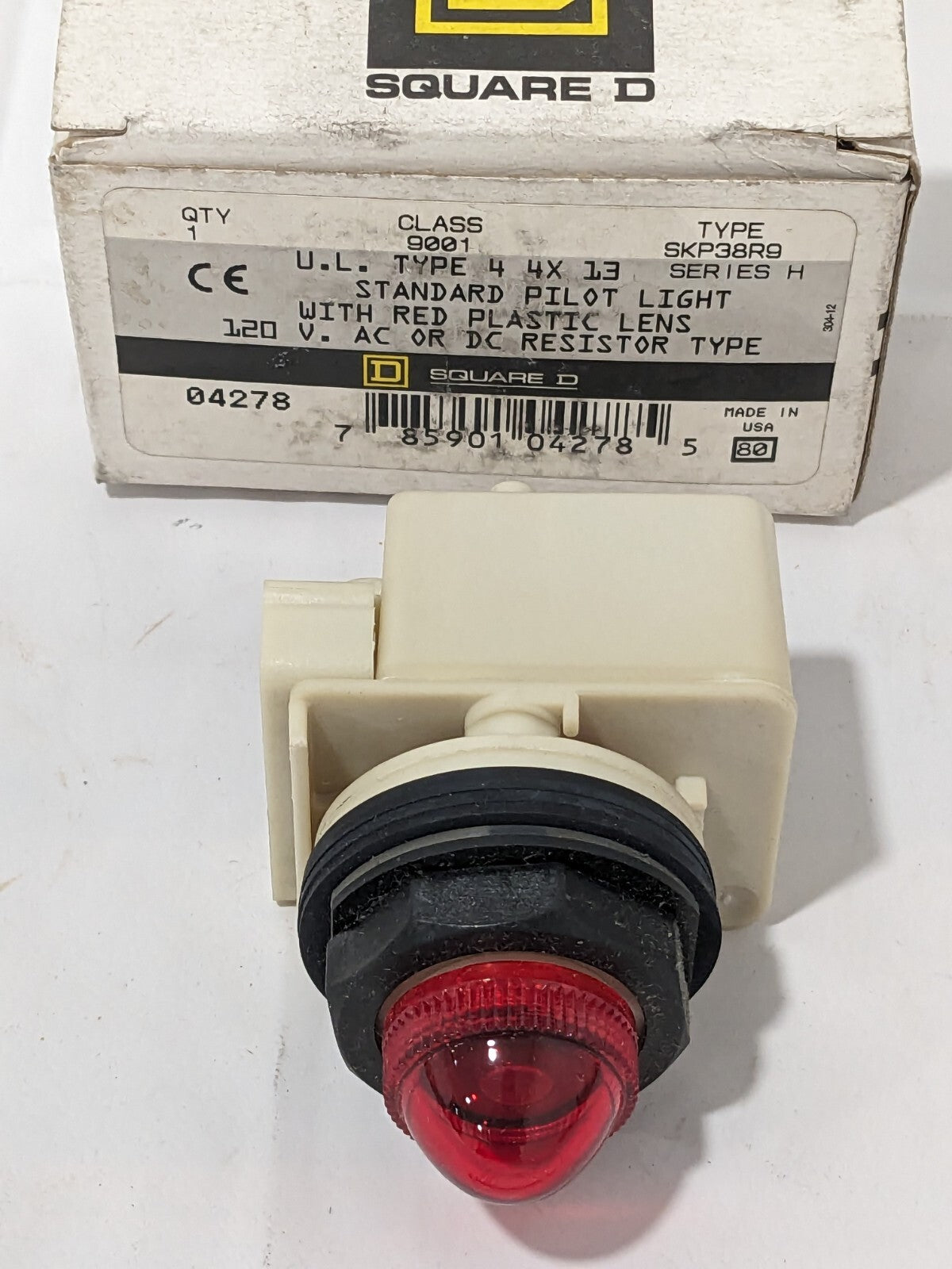 Square D Standard Pilot Light 120V AC-DC Red Plastic Lens 9001-SKP38R9