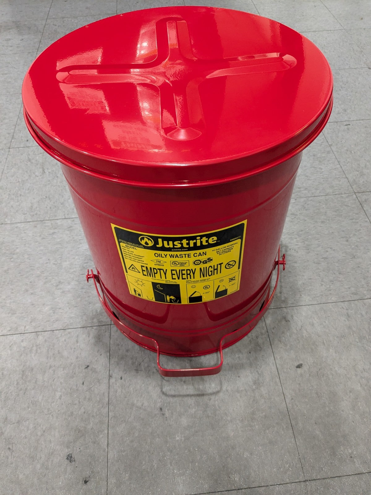 JUSTRITE Oily Waste Can: 10 gal, Steel, Foot Operated 09308