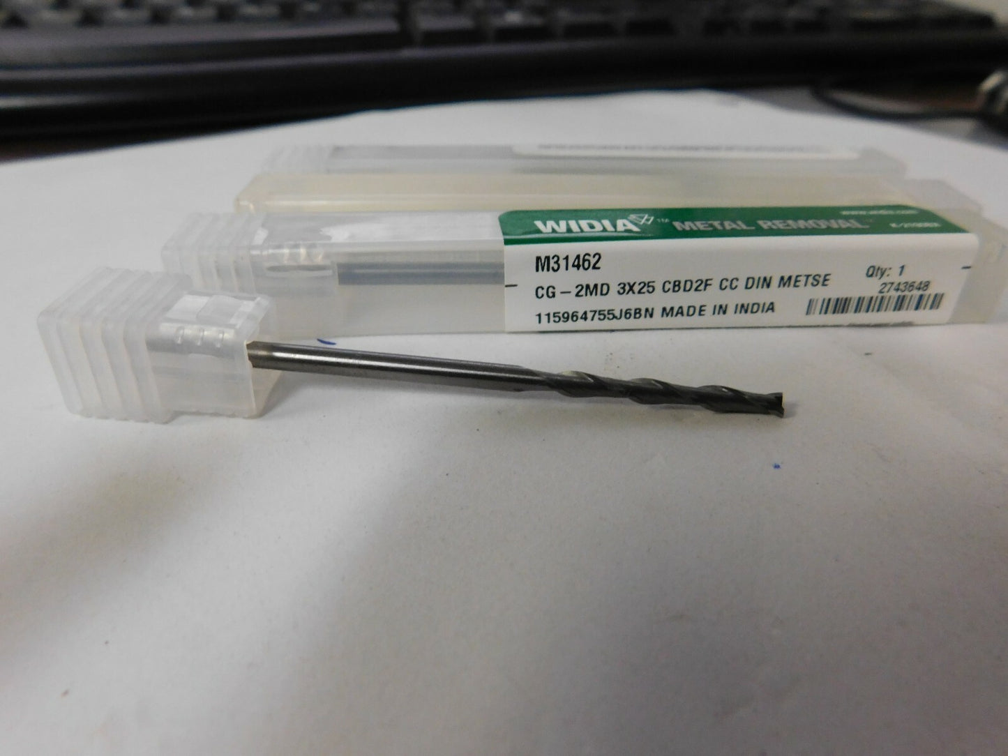 Widia  2 Fl Carbide Square End Mill QTY 4 M31462