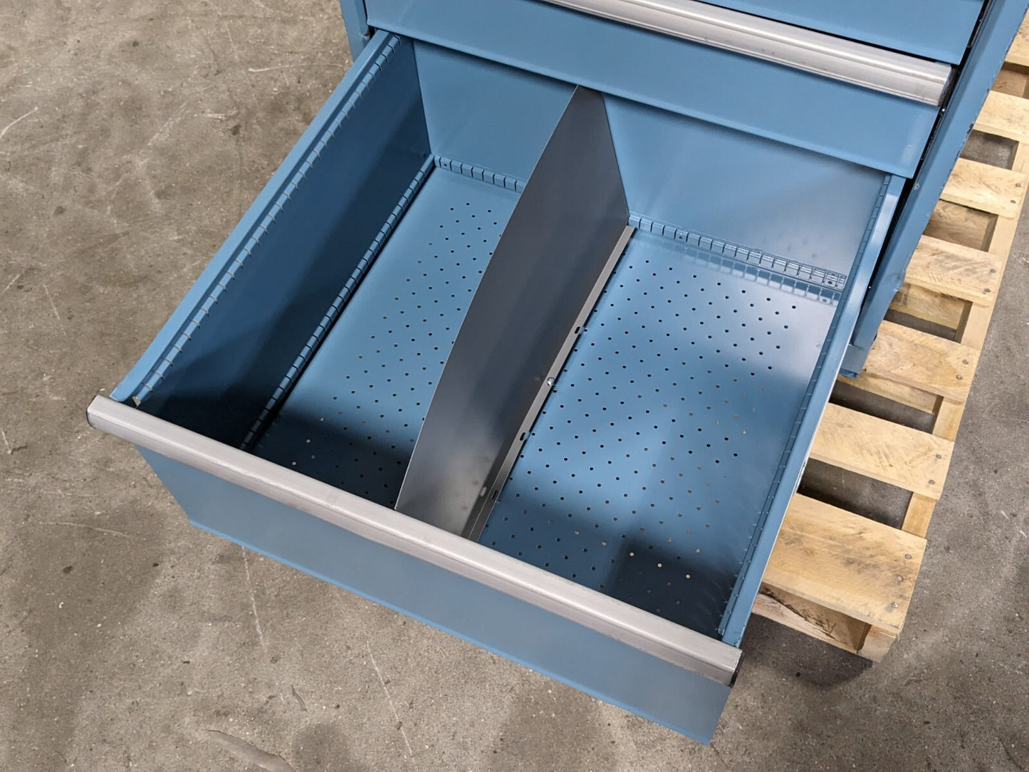 Lista 12 Drawer Modular Storage Cabinet 59 x 28 x 28 Steel Blue SCRATCH N DENT