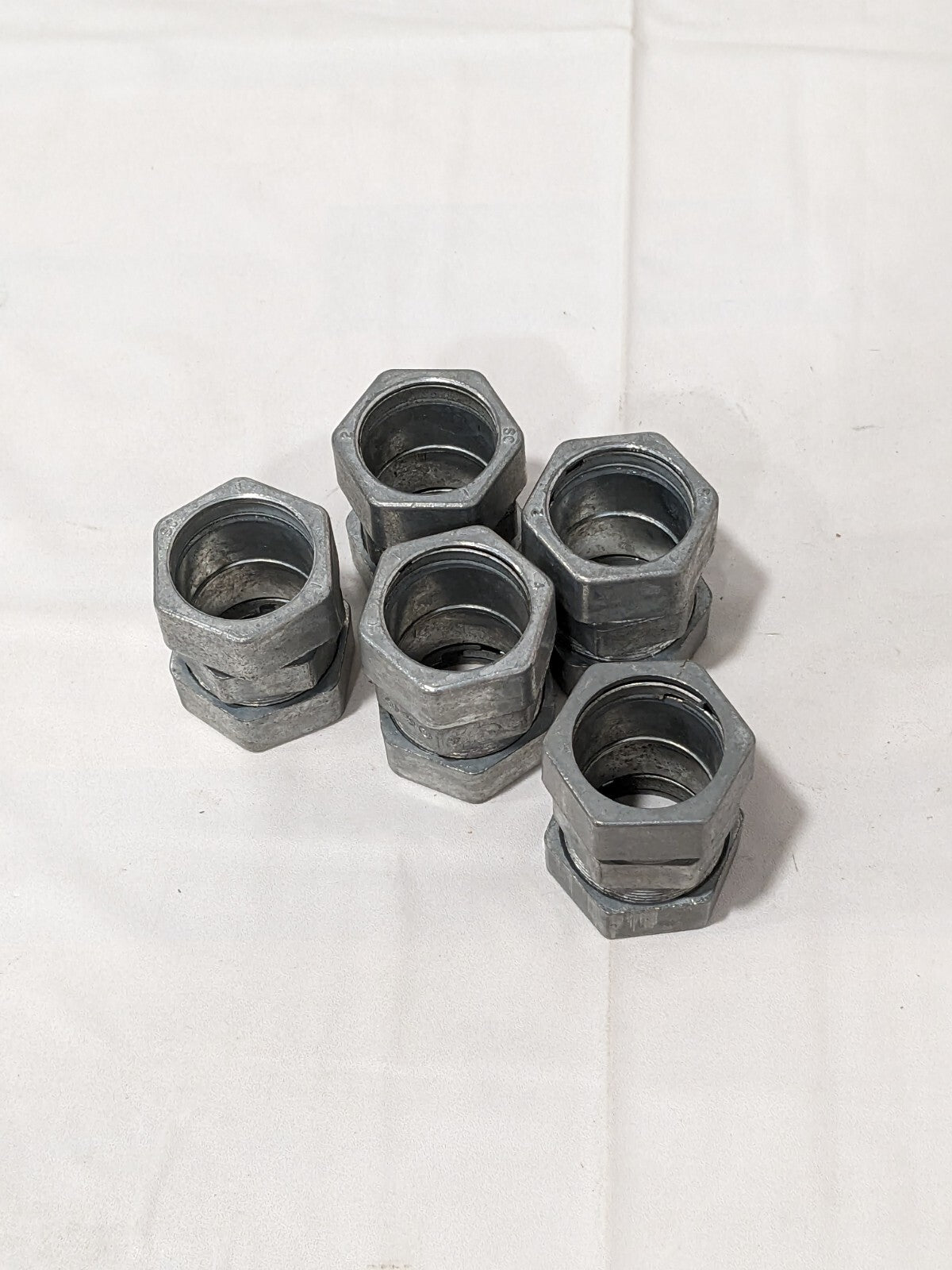 Thomas & Betts 1" Compression Coupling, Zinc Die Cast Qty 5 TK-213