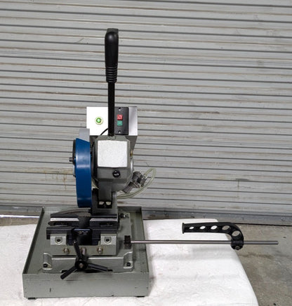 RONG FU 9" Metal Cutting Cold Saw 1.0HP 110V  52 RPM Coolant Tank  Lightly Used