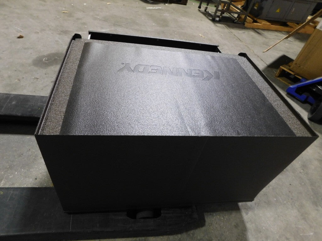 KENNEDY Tool Chest: 5 Drawers 20" OAD 16-5/8" OAH 29"OAW DAMAGED 2805XB