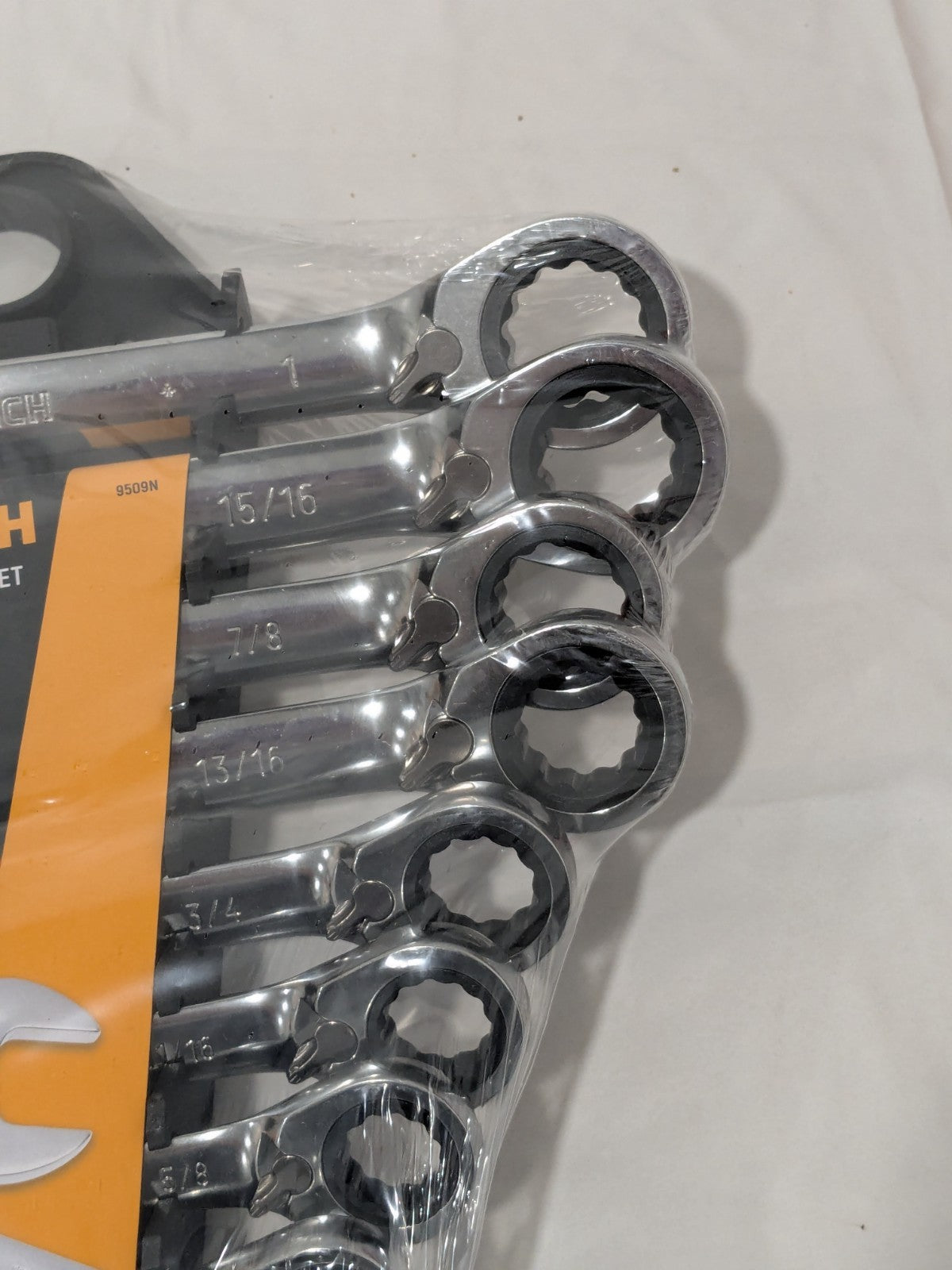 GEARWRENCH Combination Wrench Set: 13 Pc, 5/16 to 1" Wrench, 15º Angle 9509N