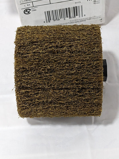 3M 4-1/2 x 4" Aluminum Oxide Unmounted Flap Wheel 7000121170