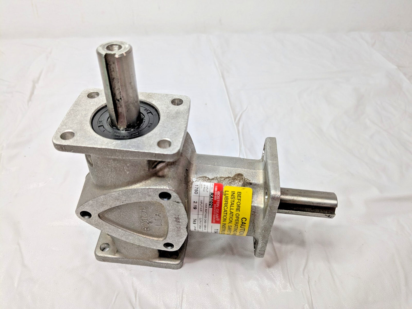 Boston Gear 2-Way Shaft Spiral Bevel Gear Drive 1:1 2.19 Input HP RA1021