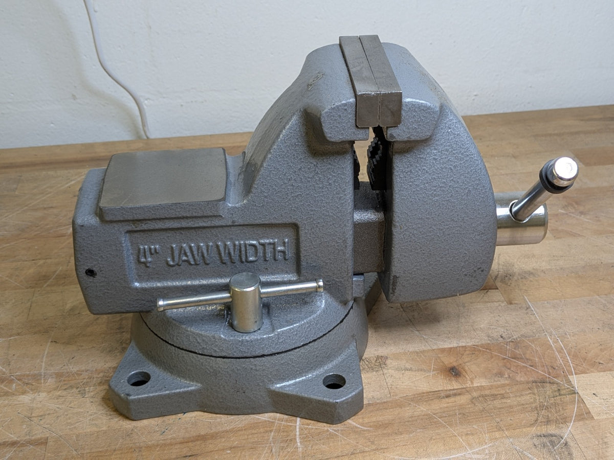 Wilton Mechanics Bench Vise w/ Swivel Base 4" Jaw Width 4-1/2" Opening