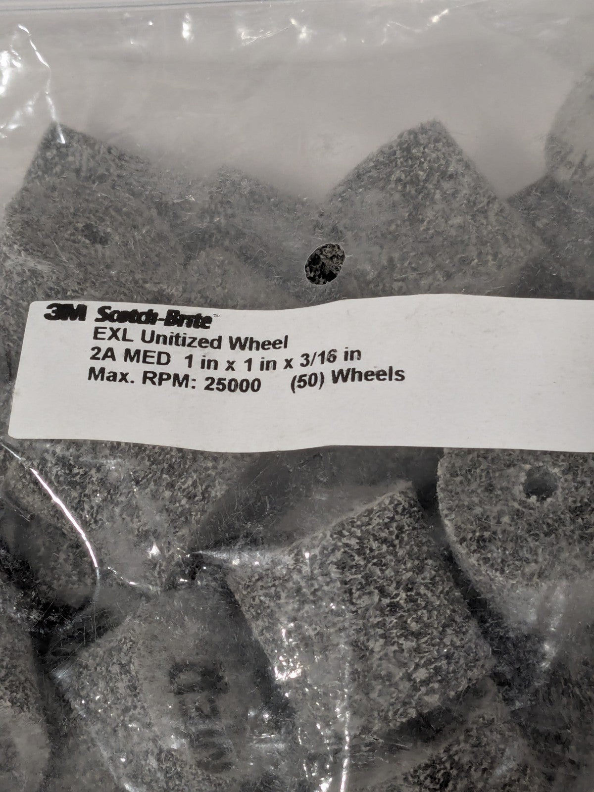 3M Scotch-Brite Deburring Wheel 1"x1"x3/16" 2A MED Qty 50 7000021281