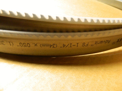 STARRETT Welded Band Saw Blade 3 TPI, 19' L ,1-1/4" W, 0.05" T 17521