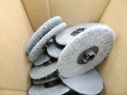 Merit 3" Hook &amp; Loop Disc 320 G, Non-Woven, Silicon Carbide Qty 25 6662