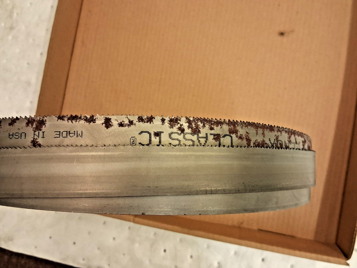 Lenox Welded Bandsaw Blades 9ft 11-1/2 L x 1" W x 8-12 TPI 72619CLB93035