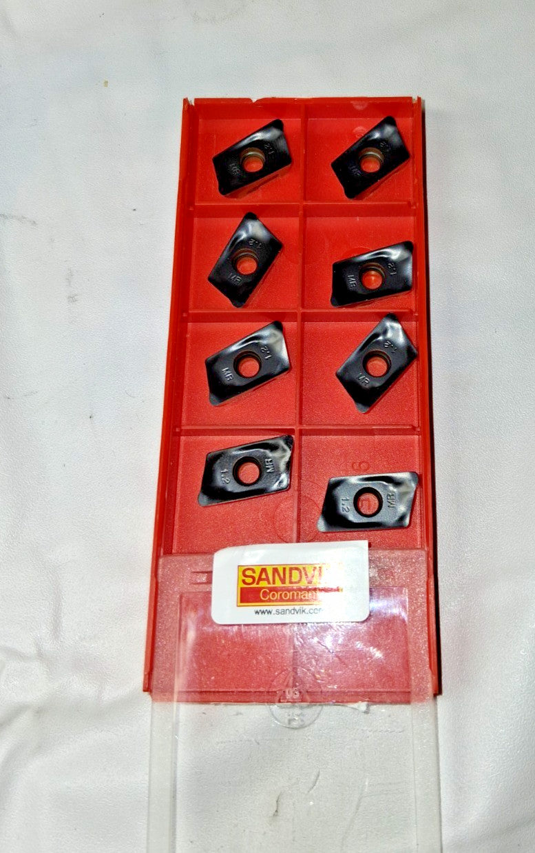 SANDVIK COROMANT Carbide Milling Insert Qty 8 R390-18 06 12M-PM 4240