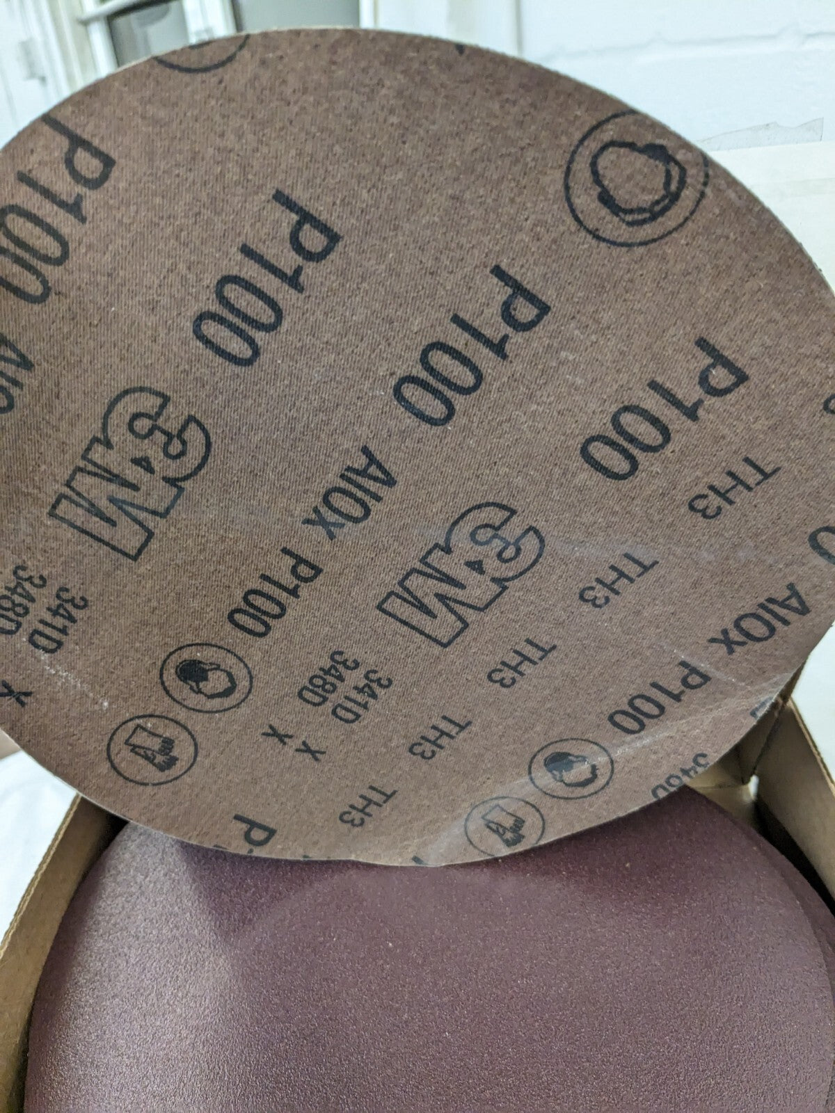 3M PSA Disc: 9" Disc Dia, 100 Grit, Aluminum Oxide 50pk 7010294667