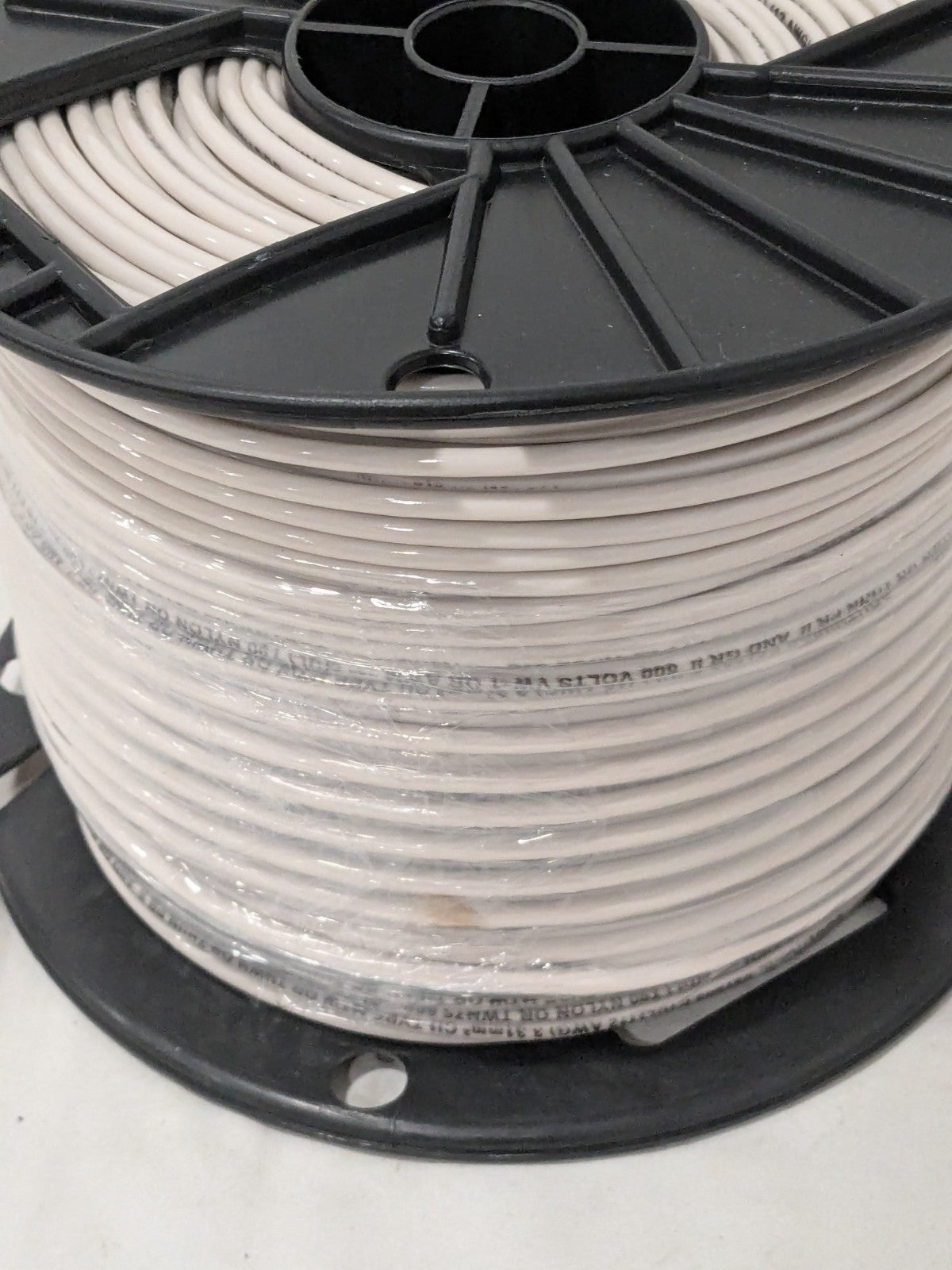 Southwire Building Wire: THHN, 12 AWG, Nylon, Stranded Core, 500' L 22965801