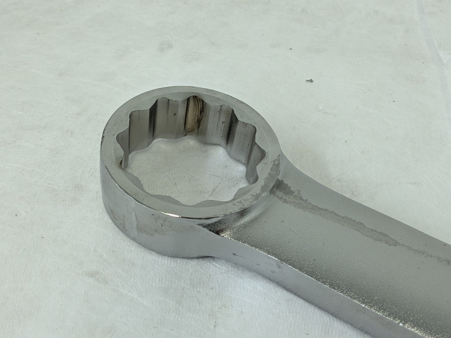Williams 2-1/2" Combination Wrench 12-Point 29-15/16" OAL Satin Chrome JHW1197