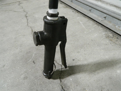 UNIVERSAL TOOL Pneumatic Scaling Hammer 4,600 BPM 1-1/8" Long Stroke UT8630