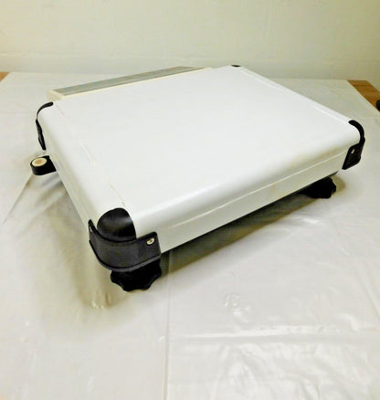 A&D Counting Scale 60lb x 0.01lb w/Dual Display & 10-Digit Keypad HD-30KB