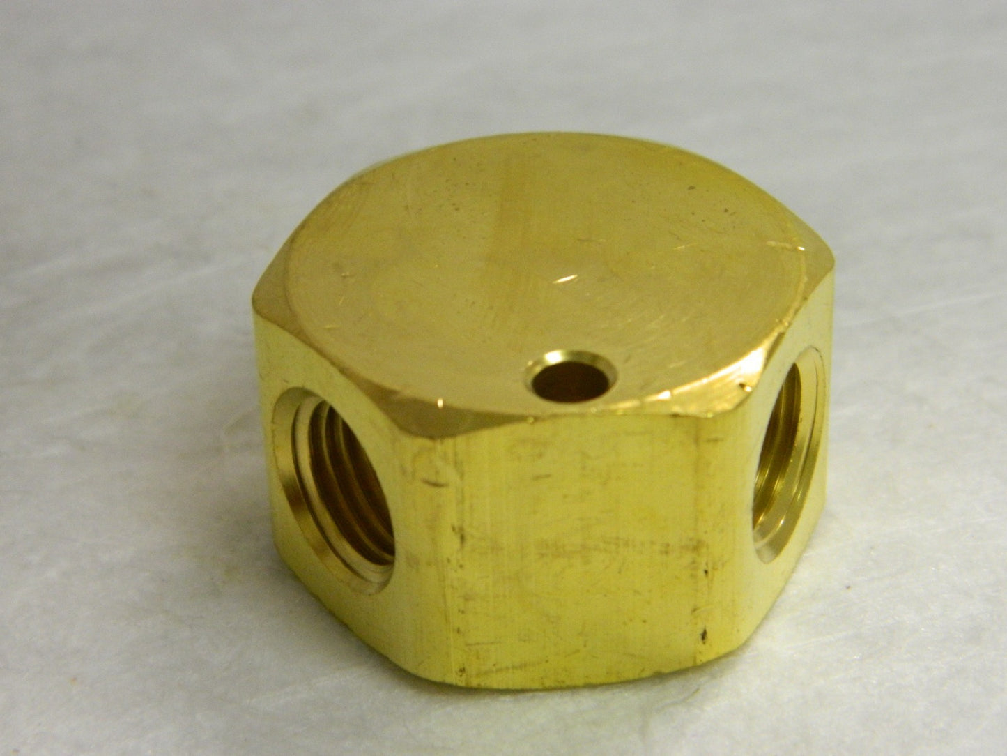 Dixon Valve  Outlets Brass Flat Hex Manifold QTY 4 3122